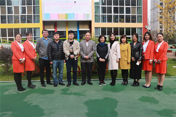 郑东新区普惠路第二幼儿园迎接北京空军蓝天宇锋幼儿园参观活动