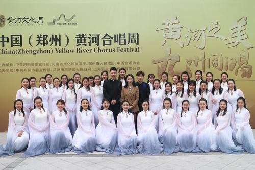 郑东新区新区教师合唱团参加中国（郑州）黄河合唱周合唱比赛 (2)