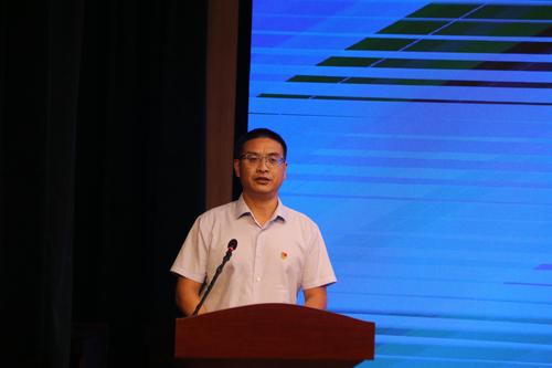学校代表发言