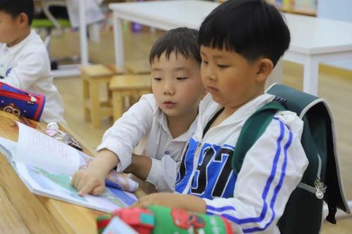 鸿雁小学