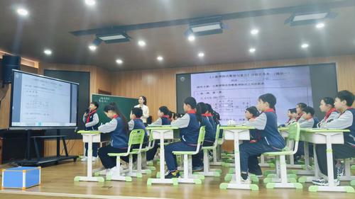 2郑东新区心怡路小学于千老师授课